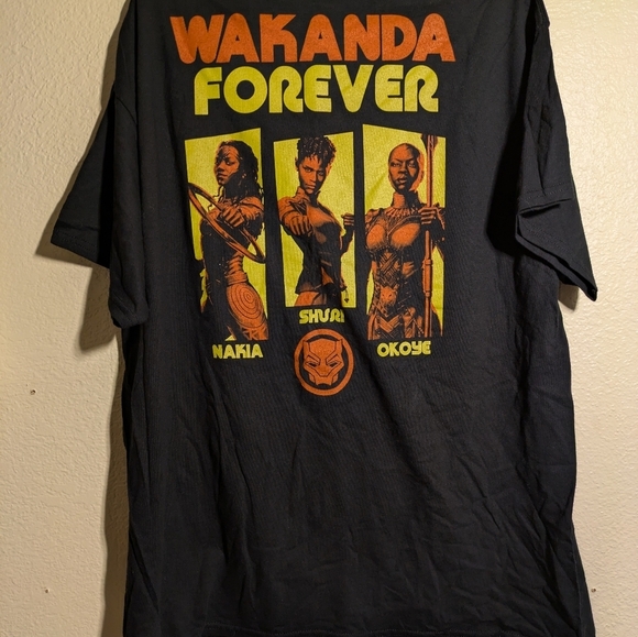 Wakanda Forever Black Graphic Tee Size Xl - Picture 6 of 7